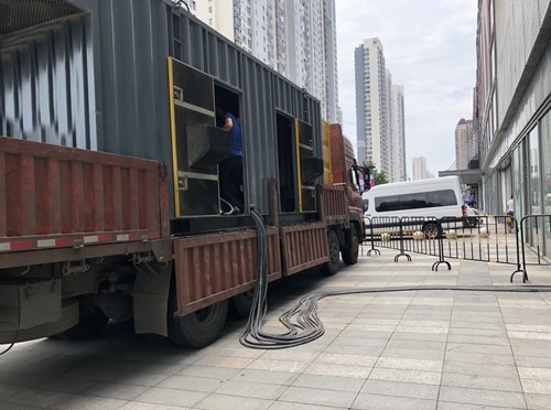 六盘水柴油发电机空气滤清器在不同季节的更换周期是否有差异？