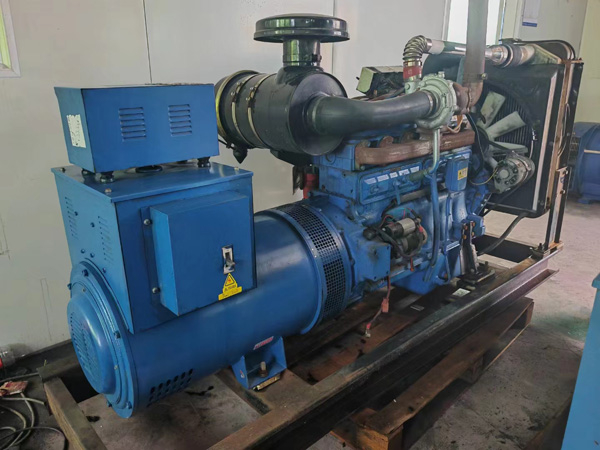 六盘水100kW柴油发电机组使用多级机油有哪些优缺点？